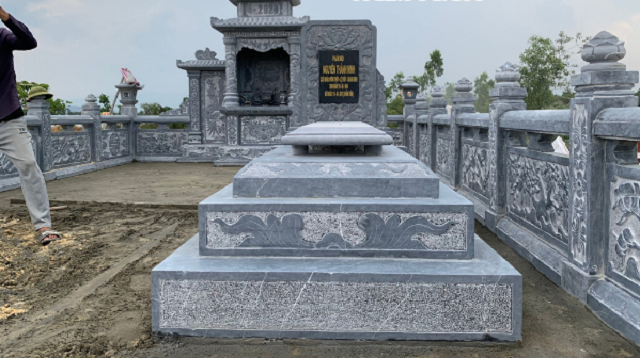 Mẫu mộ đá tam cấp 03