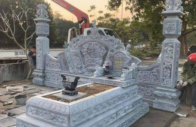 Kích thước của mộ đá tam cấp