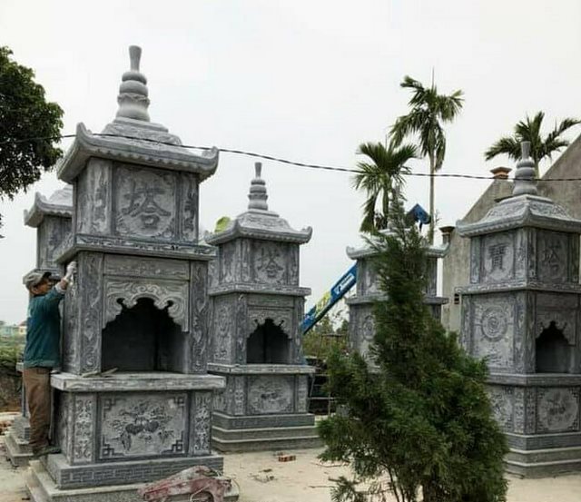 Mẫu mộ tháp 3 tầng