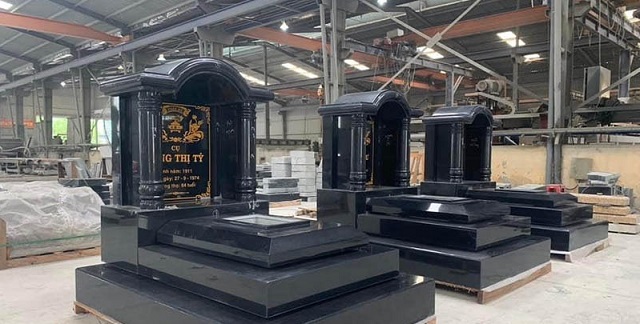 Mẫu Lăng Mộ Mái Vòm Đá Đen Granite