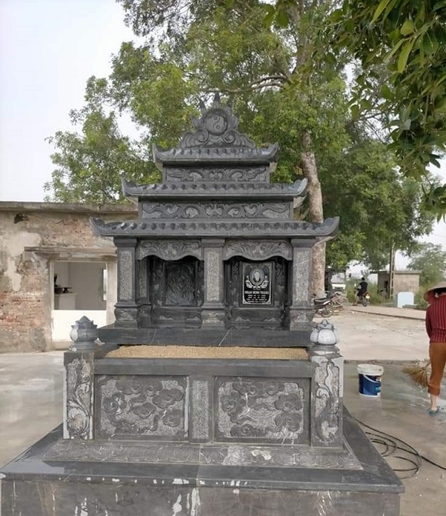 Mộ đá đôi bằng đá xanh rêu Ninh Bình