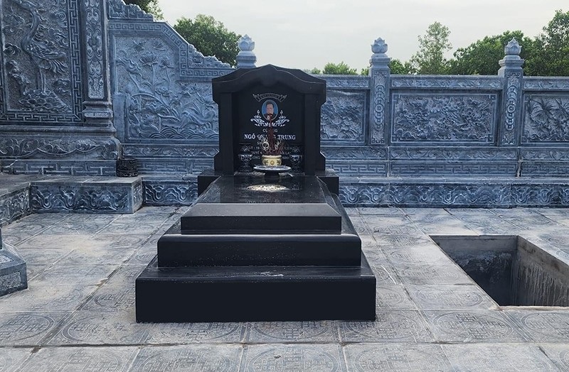 Lăng mộ đá, mộ đá đen nguyên khối Nghệ An Lăng mộ đá, mộ đá đen nguyên khối Nghệ An